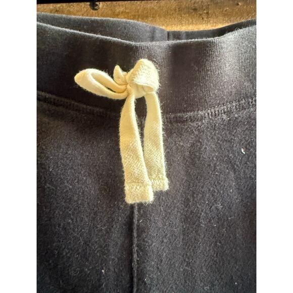 Polo by Ralph Lauren Fleece Black and Red Sweatshorts, boys 7 - Picture 3 of 10